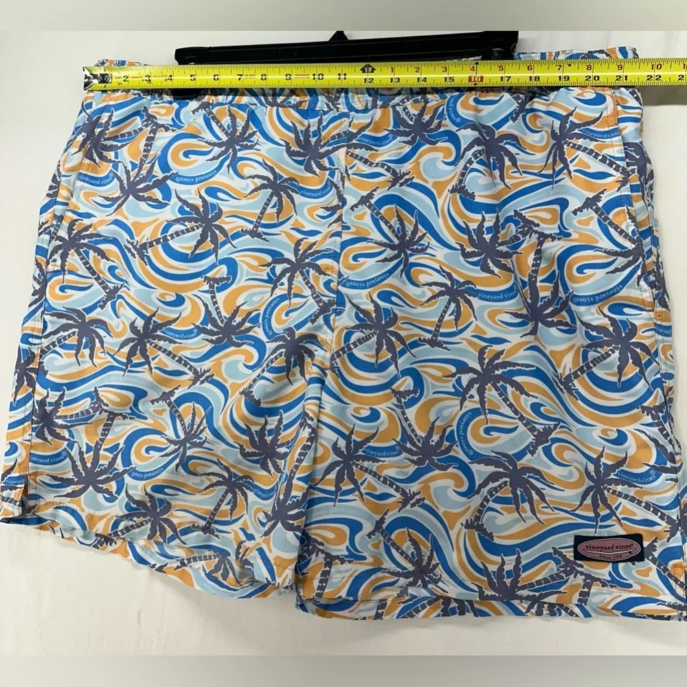 Vineyard Vines Swim Trunks Palm Trees & Waves Logo Mens Size‎ XL